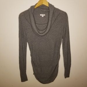 Liz Lange Sweater